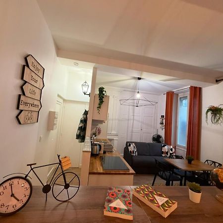 Les Studios Du Centre Historique De Valence Valence  Ngoại thất bức ảnh