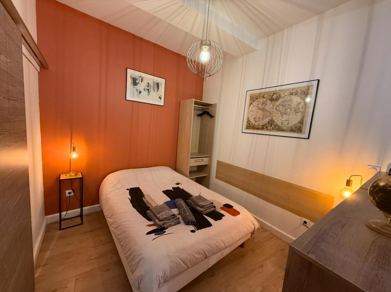 Les Studios Du Centre Historique De Valence Valence  Ngoại thất bức ảnh